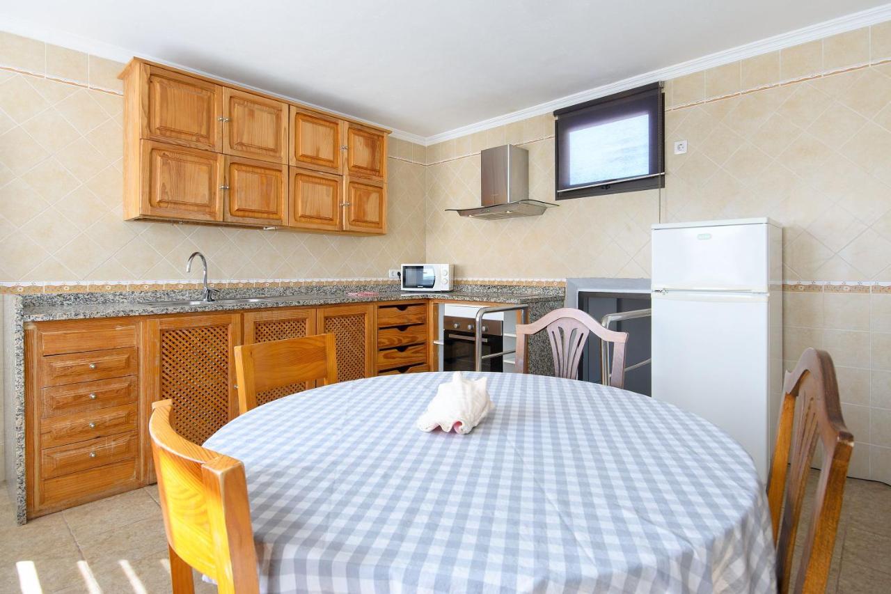 Famara Beach Apt ภายนอก รูปภาพ