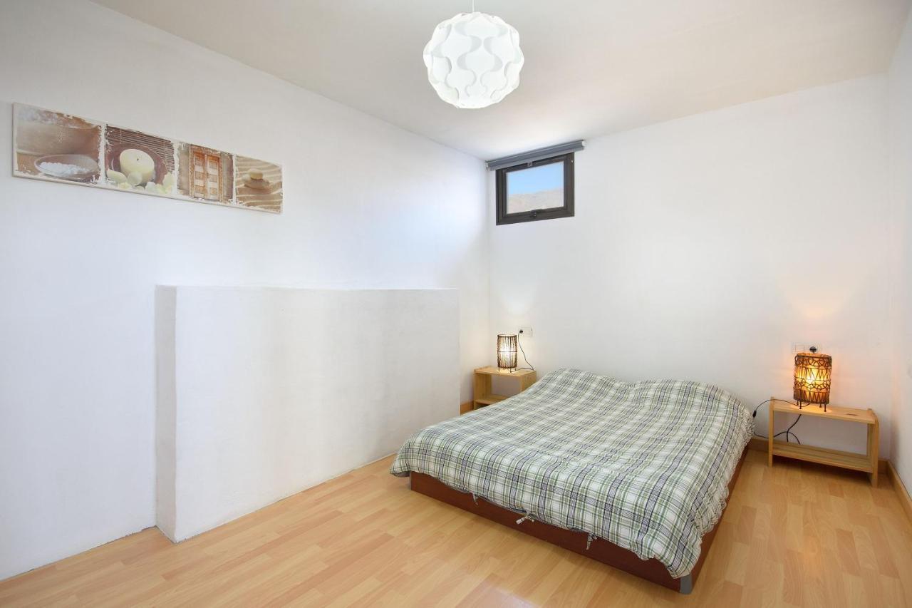 Famara Beach Apt ภายนอก รูปภาพ